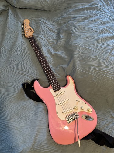 Squier bullet strat - bullet,