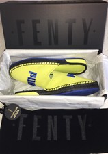 Pantofole nuove con scatola