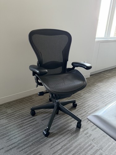 Herman miller aeron - herman,