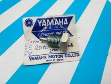 Per Yamaha v max  1200 bullone