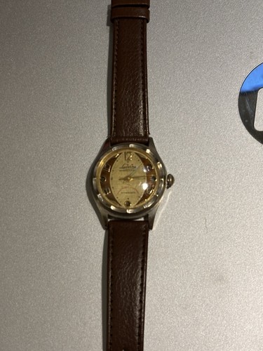 Vecchio orologio vintage