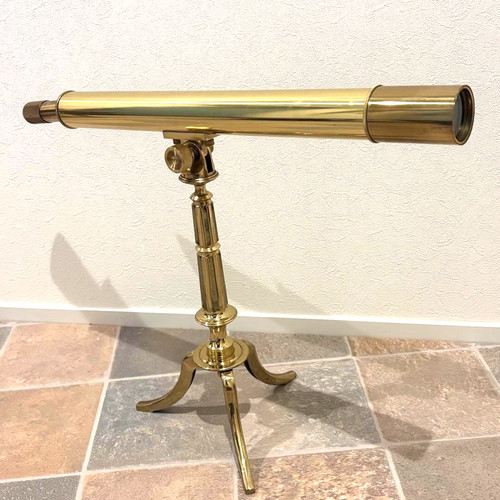 Telescopio rifrattore vintage