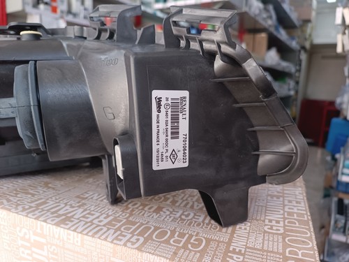Coppia fari sx renault - dx,