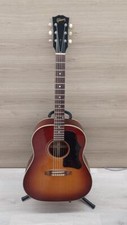 Chitarra acustica GIBSON J-45