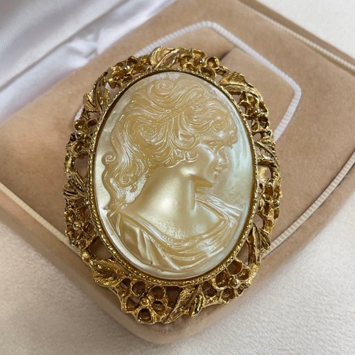 Spilla cammeo oro vintage