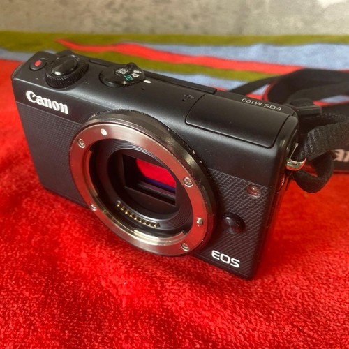 Fotocamera mirrorless canon - fotocamera,