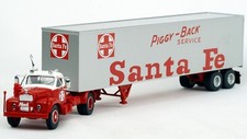 Brekina Mack B61 & 45' Van