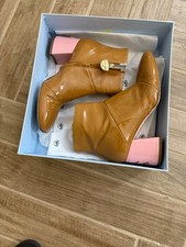 chiara ferragni boots