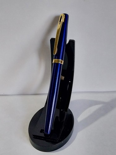 Penna stilografica usata come - penna,