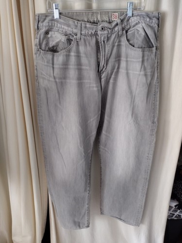 Euc guess jeans - 38x32, relaxed