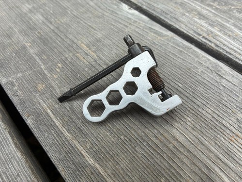 Multiutensile leggero per