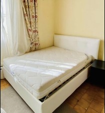 Letto Matrimoniale Contenitore Bianco Con Testata In Pelle SENZA MATERASSO