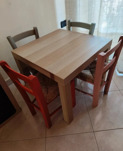 Tavolino con sedioline in - con,