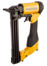 Bostitch 438S2-1 - Cucitrice a