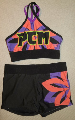 Autentica uniforme - , da