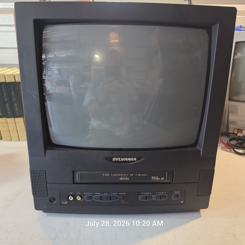 Sylvania ssc130 crt - sylvania,