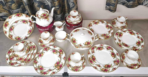 Royal albert old - country, roses