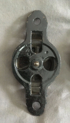 Antica piccola puleggia - antica,