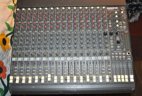 Console mixaggio mackie - di,