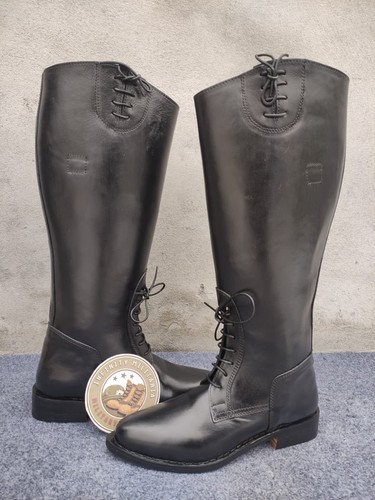 Stivaletto alto nero fatto - , a