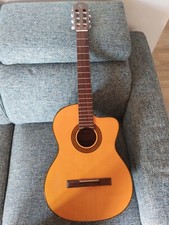 Takamine GC3CE- NAT amplificata