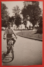 PHOTO FOTO BOLOGNA PARCO DELLA MONTAGNOLA BIMBO IN BICI 1940 - 50 C. ( F 17 )