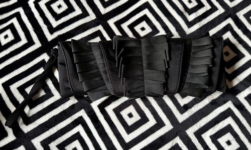 Pochette zara black frill - zara,