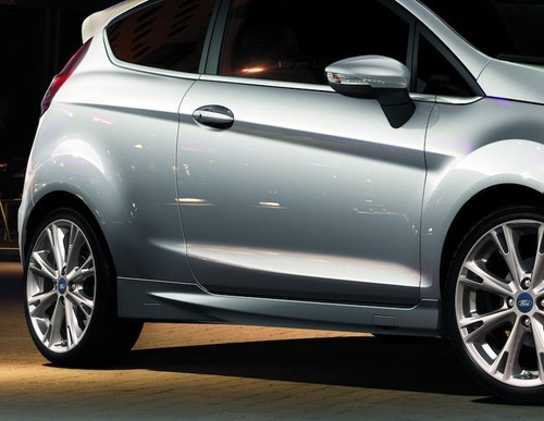 Ford fiesta gonna laterale - ford,