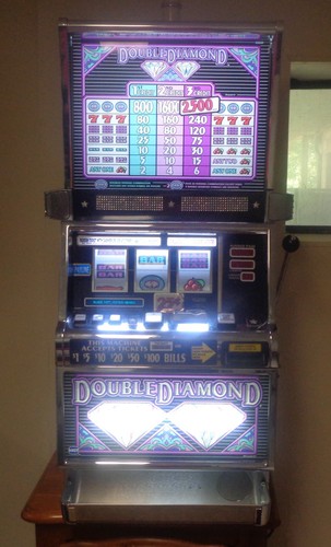 Working double diamond - diamond, slot