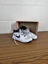 NIKE TEAM HUSTLE D 9 SCARPA DA