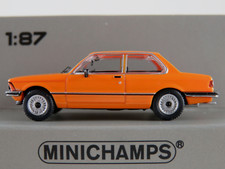Minichamps 870 020001 BMW 323i