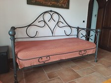 Divano in ferro battuto antico dell'800 restaurato 200x86x135H