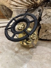 stufa vintage in ottone a