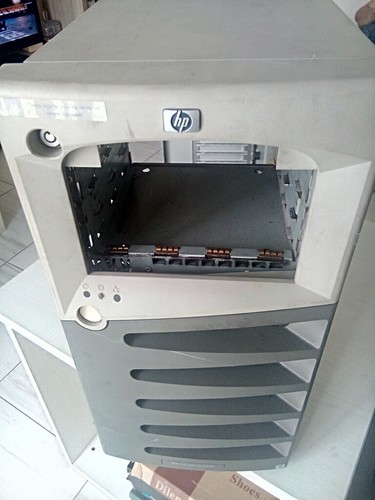 Case tower vuoto con - con,