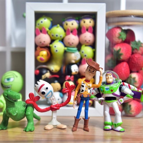 Set action figure toy - action, story