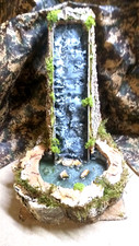 Cascata con laghetto in resina E Sughero