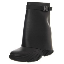 Payout Black Action Lea -