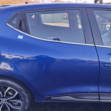 821008626R Porta post. DX