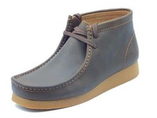 Clarks WallabeeEVO BT Beeswax Scarpe modello Ingegnere per Uomo in pelle ingrass