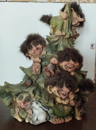 Troll form 304 - troll, ny