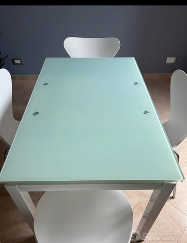 Tavolo pranzo vetro - in,