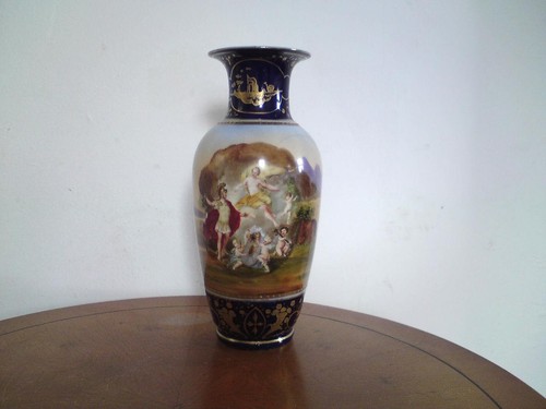 Vaso porcellana firmato