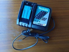 Fast Charger Makita DC18RC