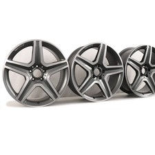 Cerchi in lega Mercedes Classe GLA AMG 19 ORIGINALI A1564010600