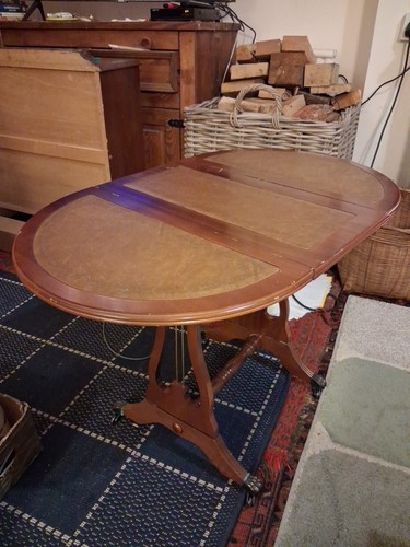 Piccolo tavolino vintage - , in