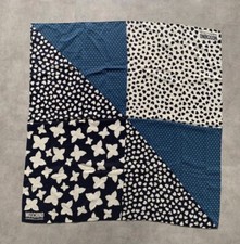 Foulard Moschino