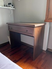 Scrivania color noce