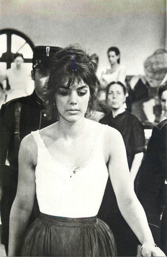 Attrice americana tina aumont - americana,