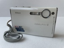 Nikon Coolpix S8 fotocamera