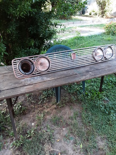 Griglia frontale fiat 124 - frontale,